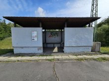 Dočasné přesunutí autobusových zastávek v Dolní Lutyni 1